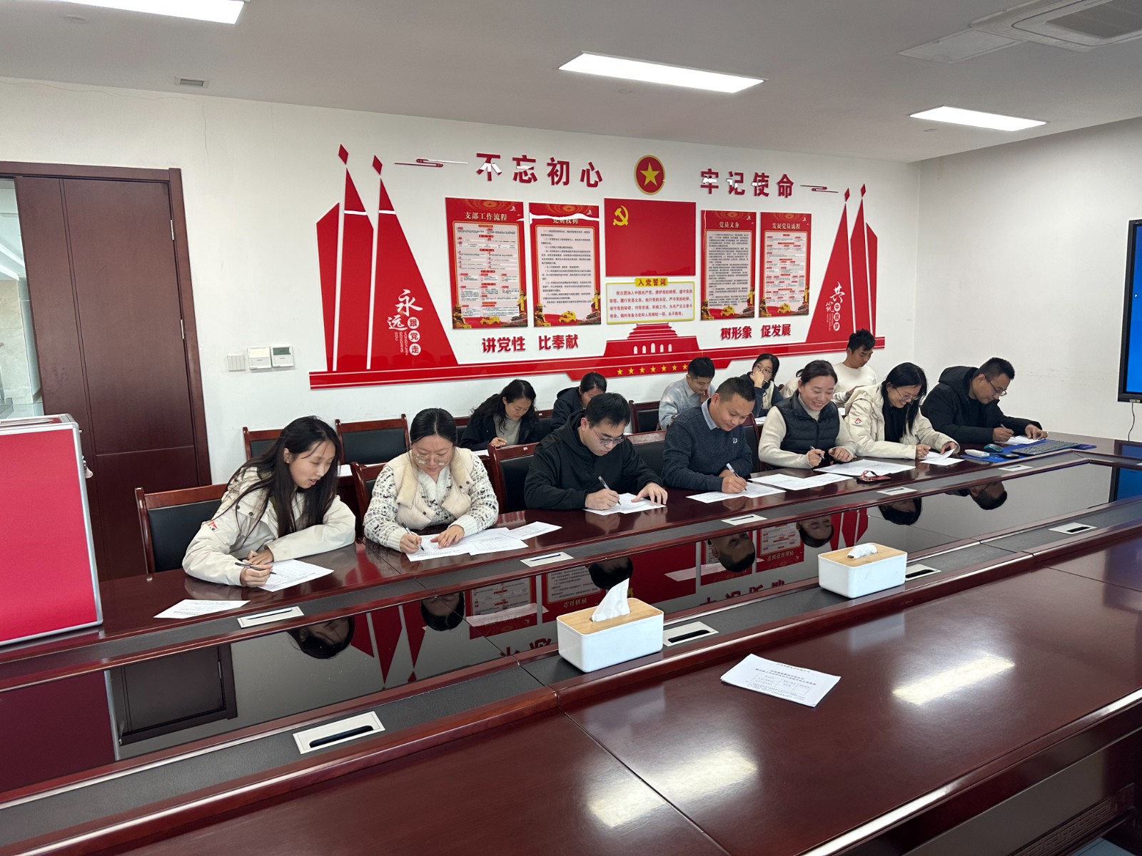 設(shè)計(jì)院分會(huì)組織召開第四屆工代會(huì)職代會(huì)代表和分會(huì)委員會(huì)選舉會(huì)議